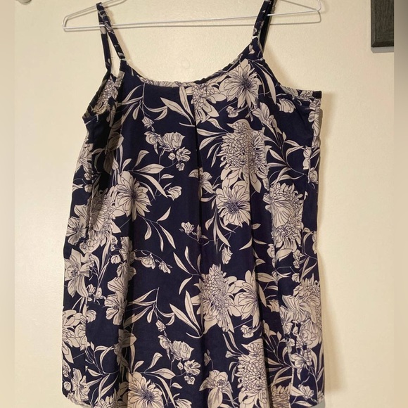 Floral top - Picture 5 of 7